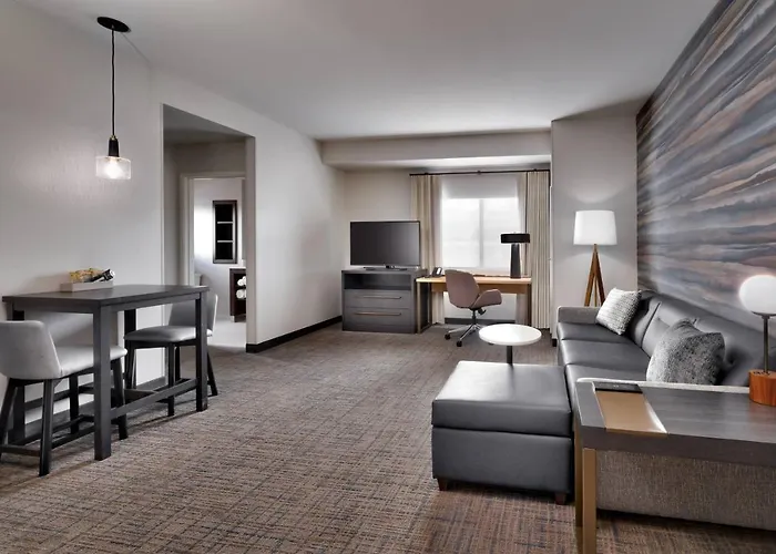 By Marriott Hotel 3*