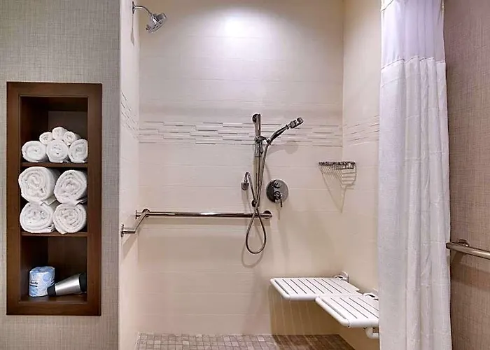 Hotel By Marriott